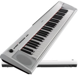 Alternative view of YAMAHA NP-15 Piaggero Keyboard