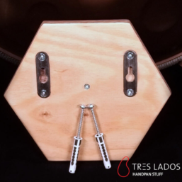Alternative view of TRES LADOS Handpan-Wandhalterung | Multiplex Birke