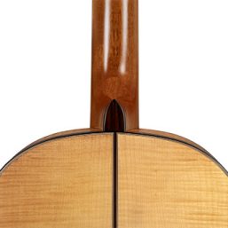 Artesano Flamed Maple/Spruce Gitarre